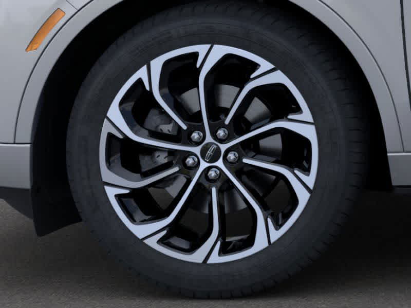 Vehicle image 19 of 22