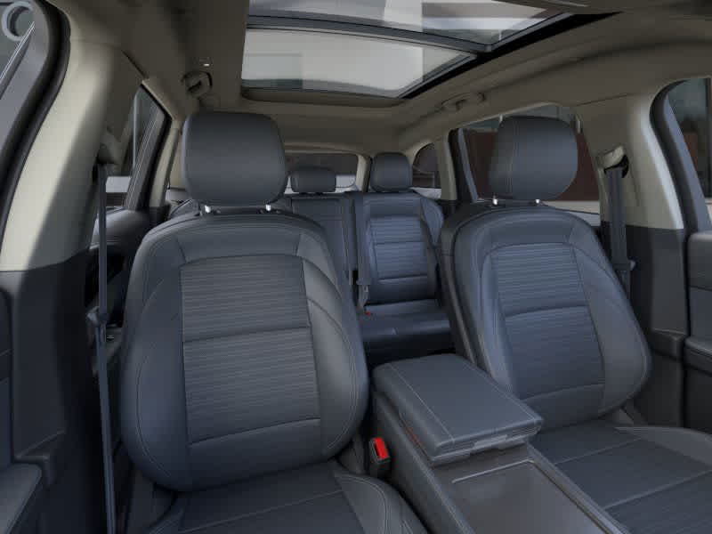 Vehicle image 10 of 22