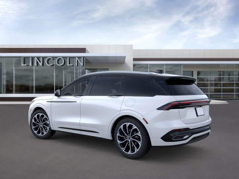 Vehicle image 7 of 22