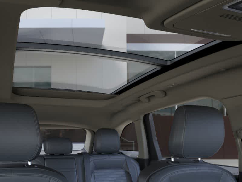 Vehicle image 13 of 22