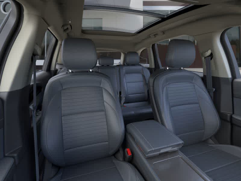 Vehicle image 10 of 22