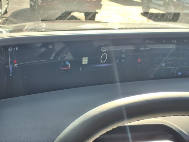 Vehicle image 12 of 26