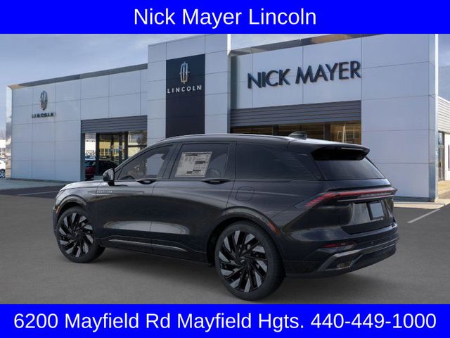 2025 Lincoln Nautilus Reserve Image 7 of 22