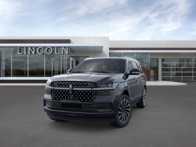 2025 Lincoln Navigator Black Label Image 2 of 23