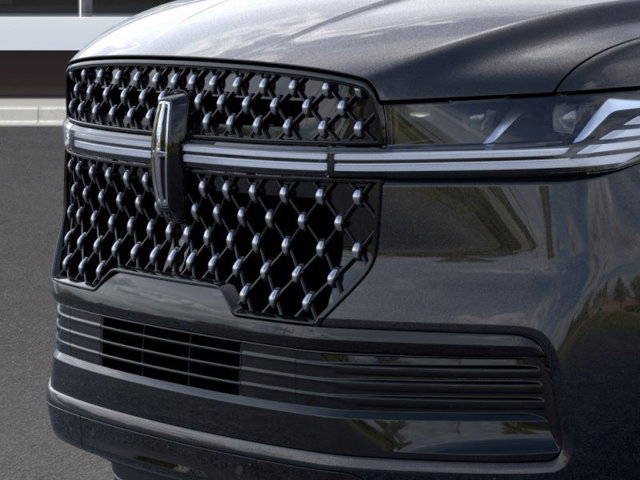 2025 Lincoln Navigator Black Label Image 23 of 23