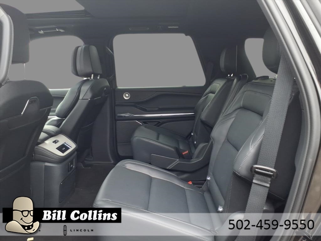 2025 Lincoln Navigator Reserve Image 14 of 25