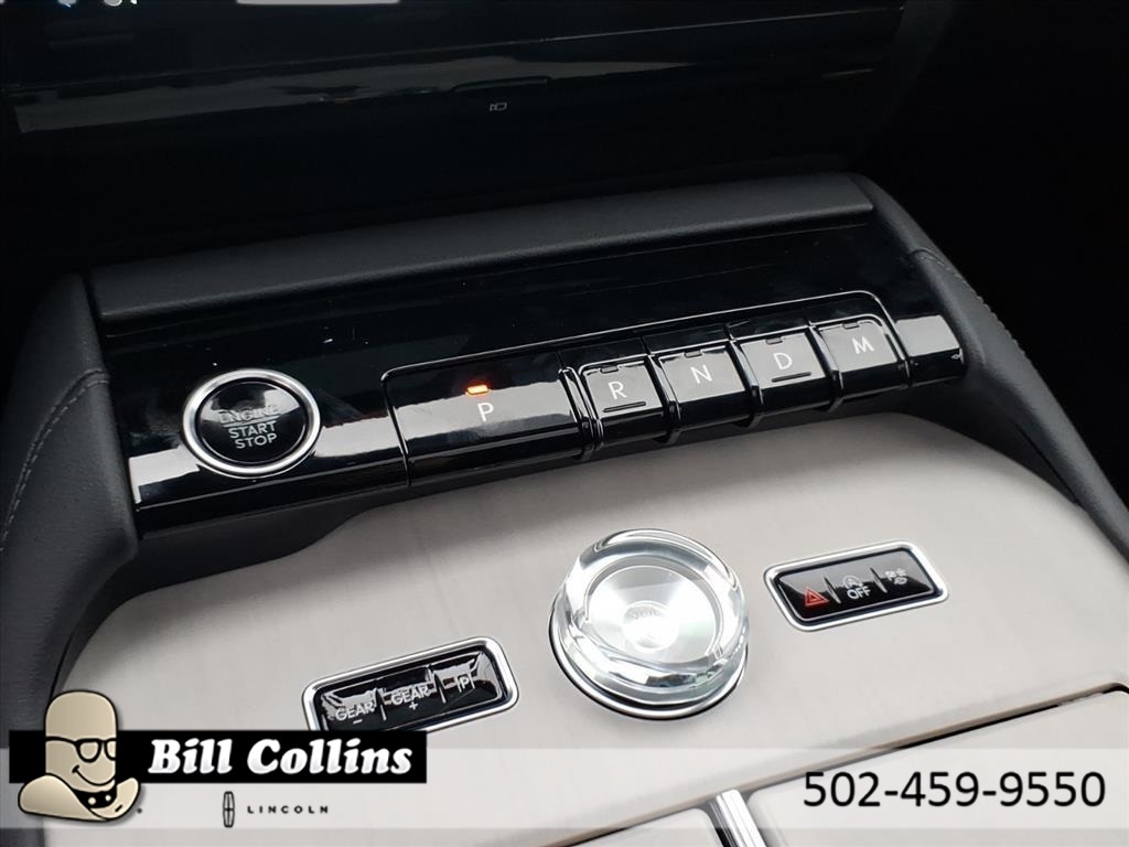 2025 Lincoln Navigator Reserve Image 24 of 25