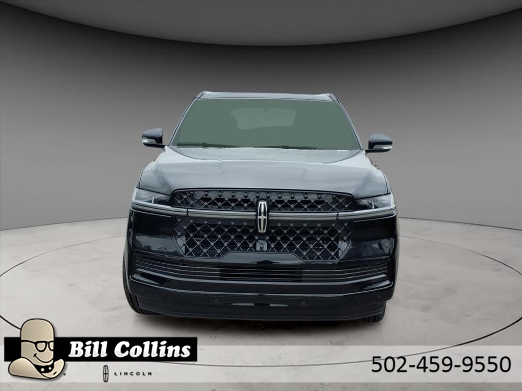 2025 Lincoln Navigator Reserve Image 2 of 25