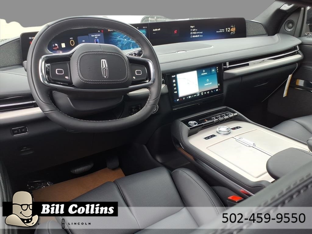 2025 Lincoln Navigator Reserve Image 17 of 25