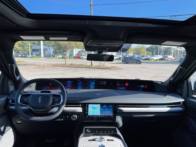 2025 Lincoln Navigator Reserve Image 25 of 54