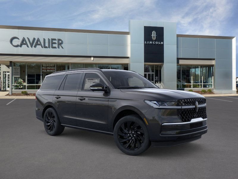 2025 Lincoln Navigator Reserve Image 4 of 23