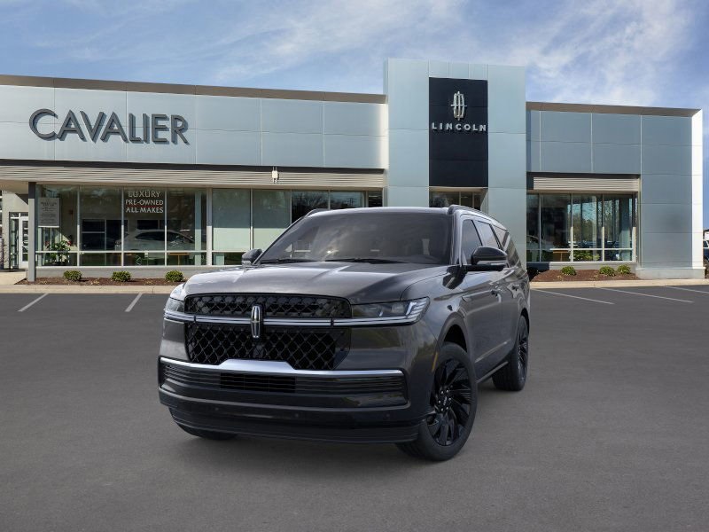 2025 Lincoln Navigator Reserve Image 2 of 23