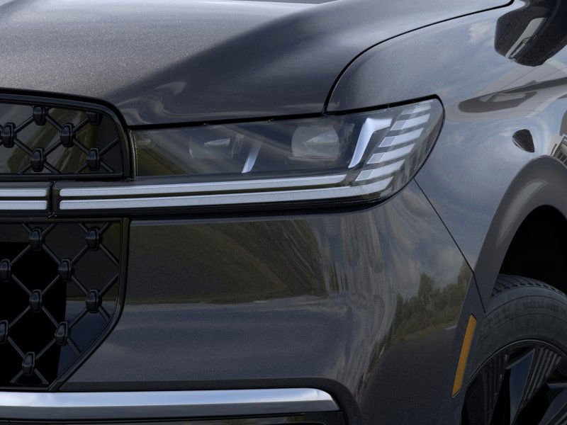 2025 Lincoln Navigator Reserve Image 17 of 23