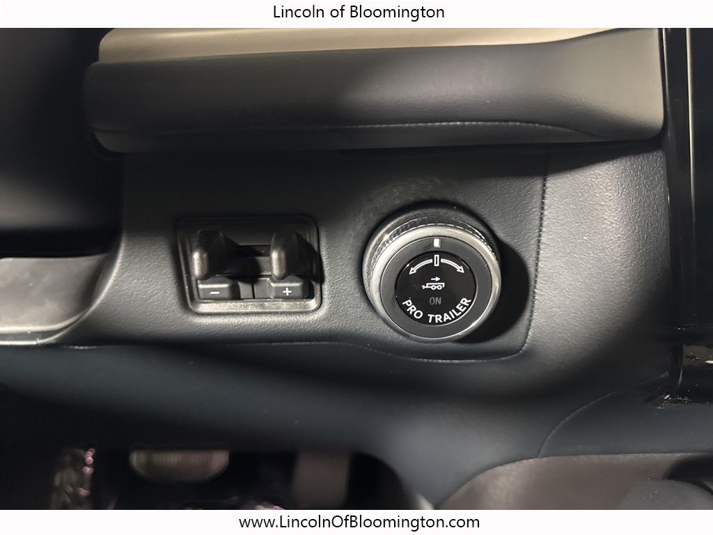 2025 Lincoln Navigator L Reserve Image 48 of 73