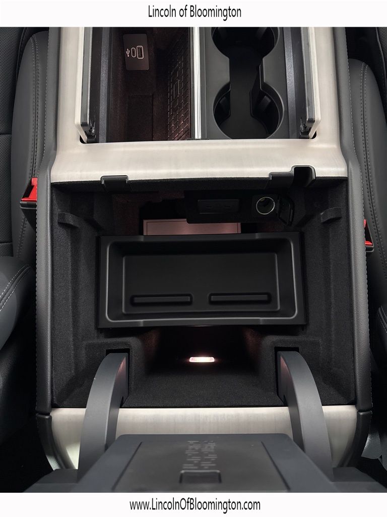 2025 Lincoln Navigator L Reserve Image 59 of 73