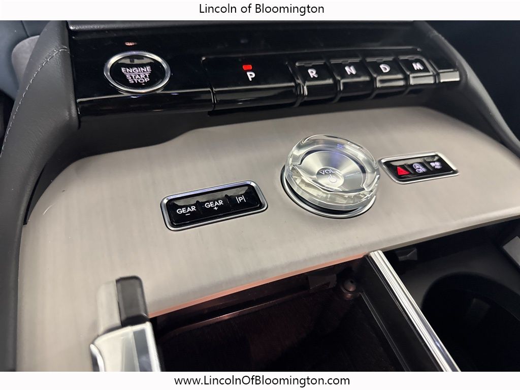 2025 Lincoln Navigator L Reserve Image 56 of 73