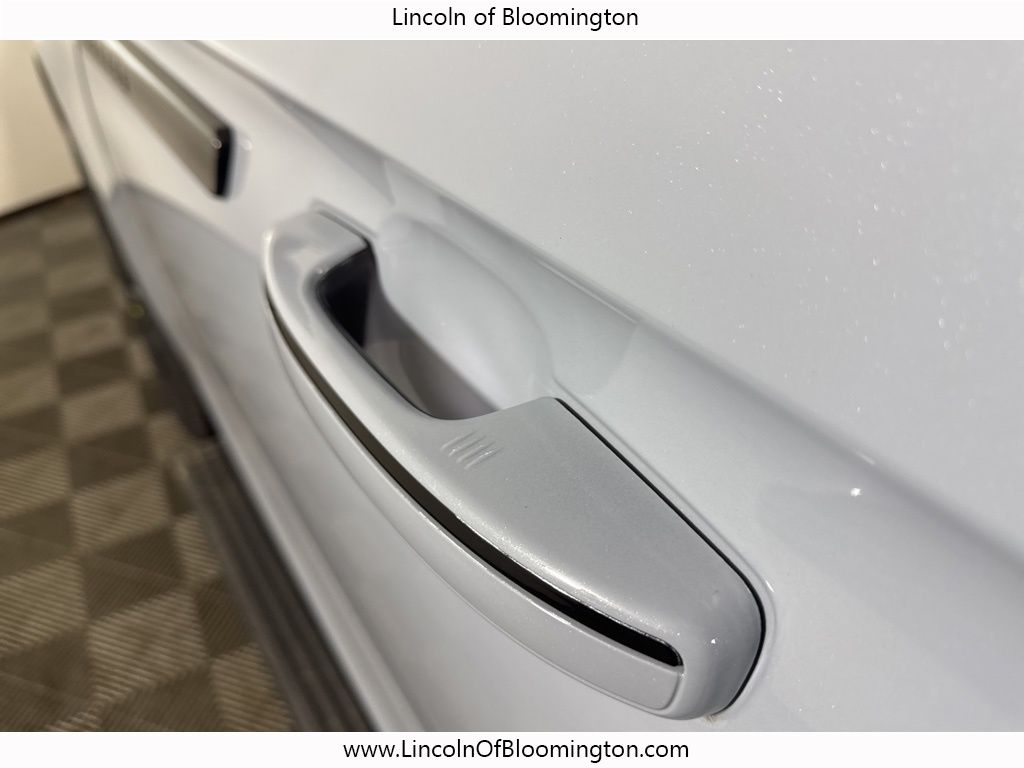 2025 Lincoln Navigator L Reserve Image 24 of 73