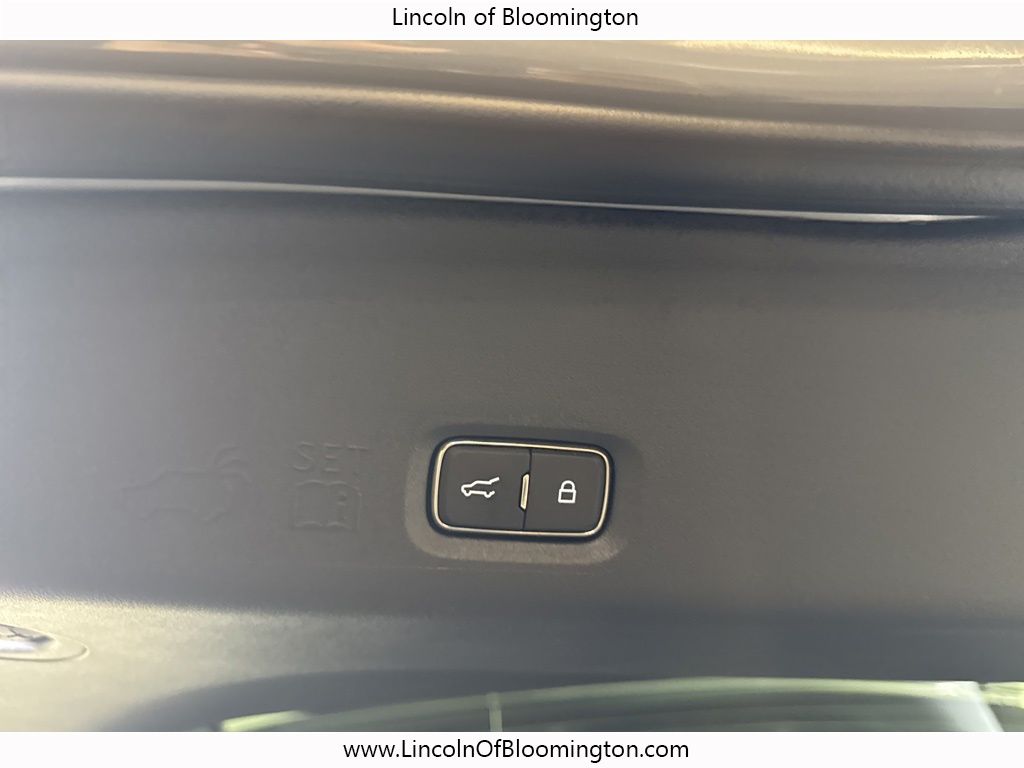 2025 Lincoln Navigator L Reserve Image 39 of 73