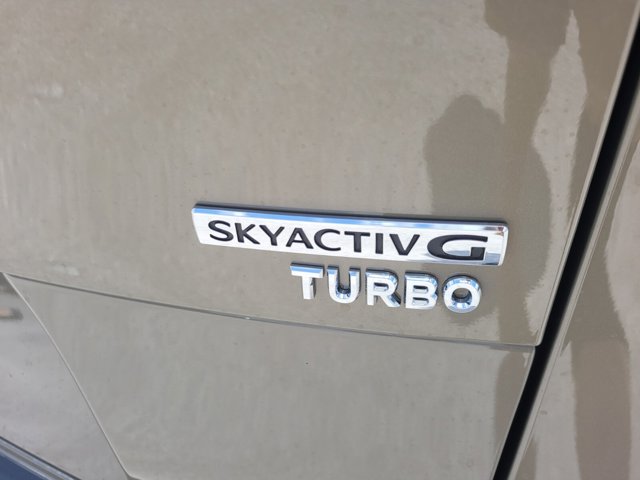 2025 Mazda CX-30 2.5 Carbon Turbo Image 15 of 39