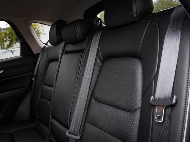 2025 Mazda CX-5 2.5 S Preferred Package Image 15 of 33