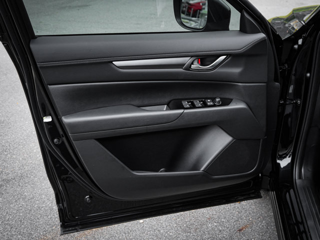 2025 Mazda CX-5 2.5 S Preferred Package Image 27 of 33