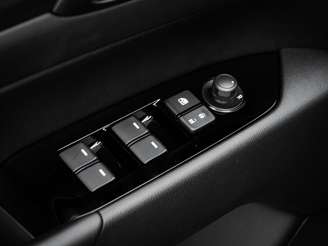 2025 Mazda CX-5 2.5 S Preferred Package Image 28 of 33