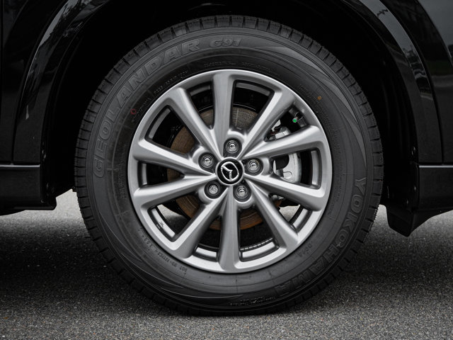 2025 Mazda CX-5 2.5 S Preferred Package Image 10 of 33