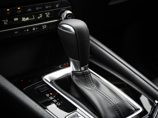 2025 Mazda CX-5 2.5 S Preferred Package Image 26 of 33