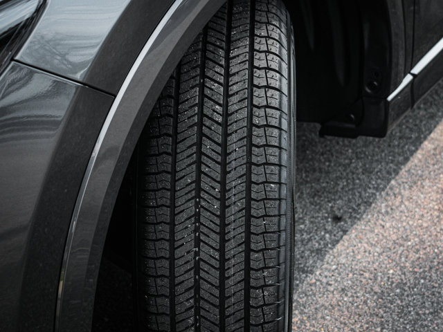 2025 Mazda CX-5 2.5 S Preferred Package Image 32 of 33