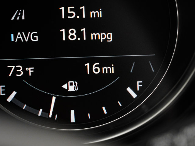 2025 Mazda CX-5 2.5 S Preferred Package Image 22 of 33