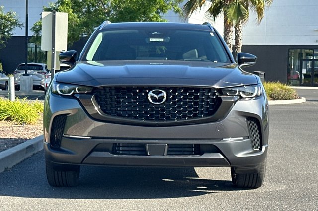 2025 Mazda CX-50 2.5 S Premium Plus Package Image 2 of 34