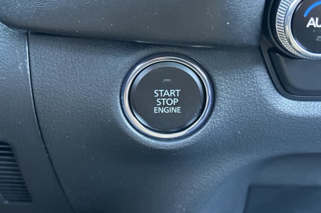 2025 Mazda CX-50 2.5 S Premium Plus Package Image 25 of 34