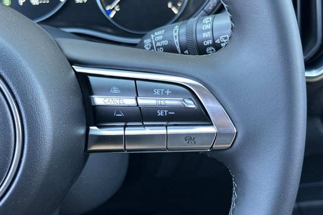 2025 Mazda CX-50 2.5 S Premium Plus Package Image 28 of 34