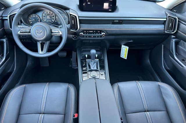 2025 Mazda CX-50 2.5 S Premium Plus Package Image 14 of 34