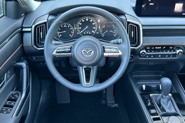 2025 Mazda CX-50 2.5 S Premium Plus Package Image 15 of 34