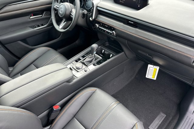 Vehicle image 13 of 36