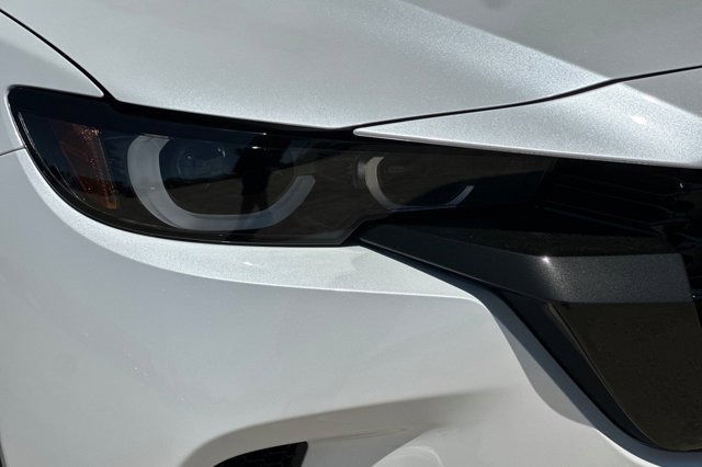 Vehicle image 26 of 35