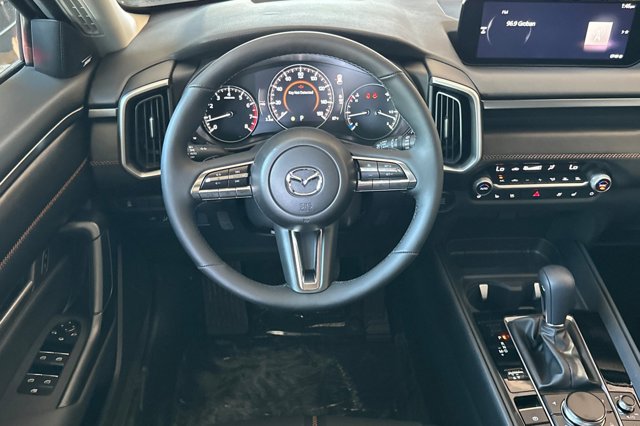 Vehicle image 32 of 35