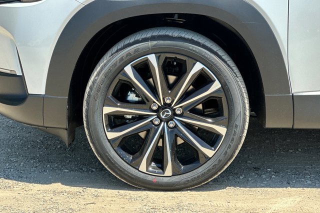 Vehicle image 10 of 35