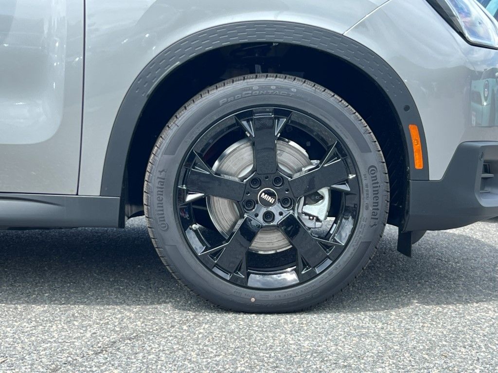 Vehicle image 5 of 20