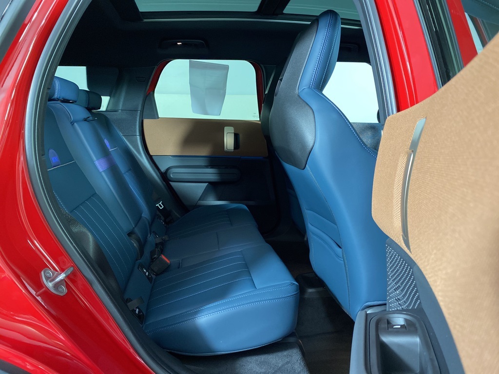 Vehicle image 12 of 29