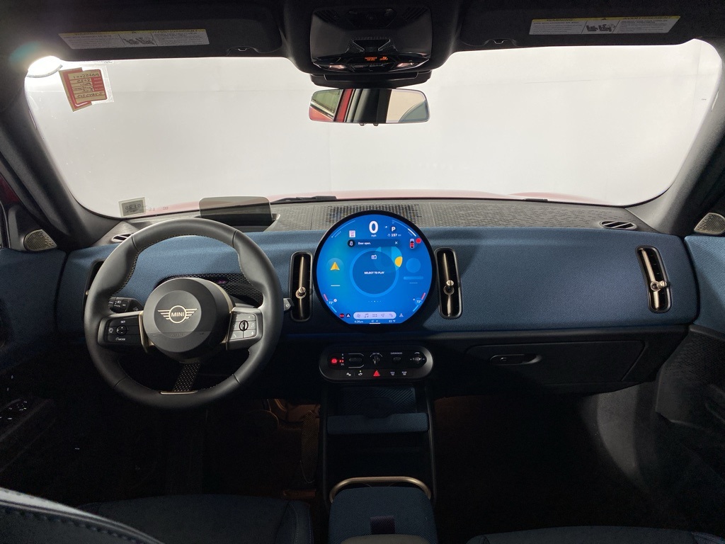 Vehicle image 16 of 29