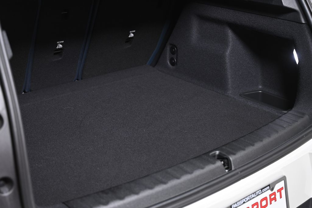 Vehicle image 44 of 46