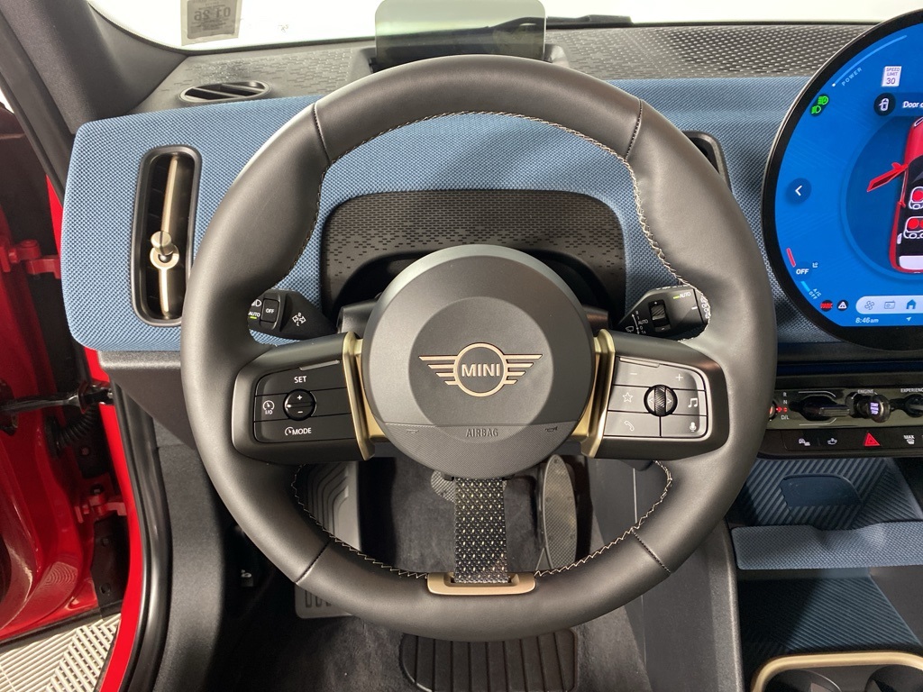 Vehicle image 17 of 27