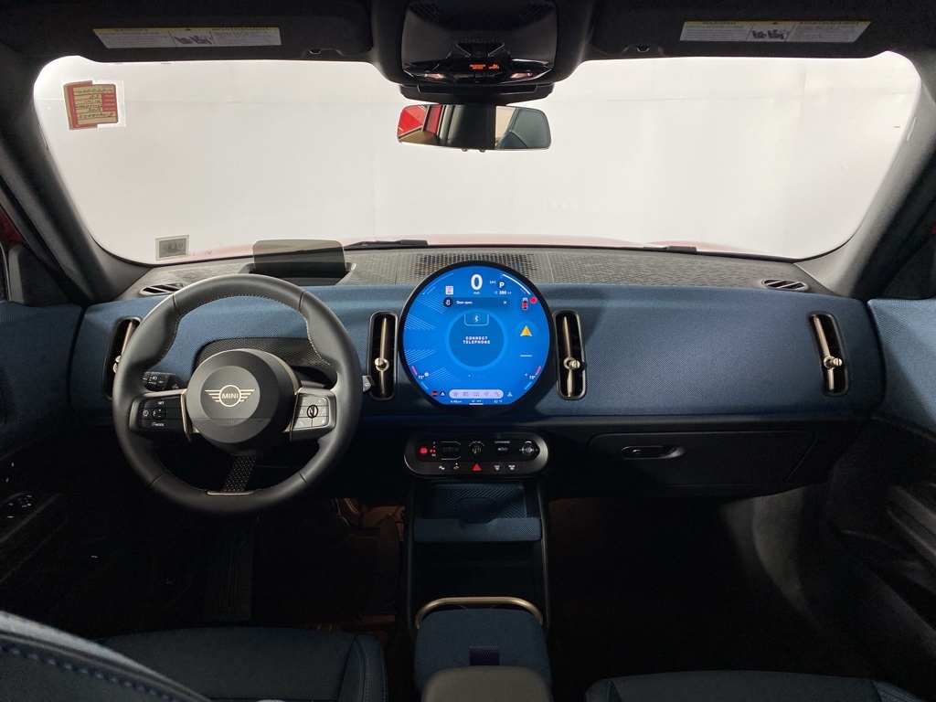 Vehicle image 16 of 28