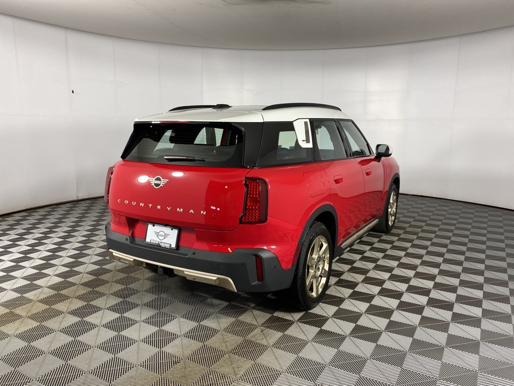 Vehicle image 5 of 28