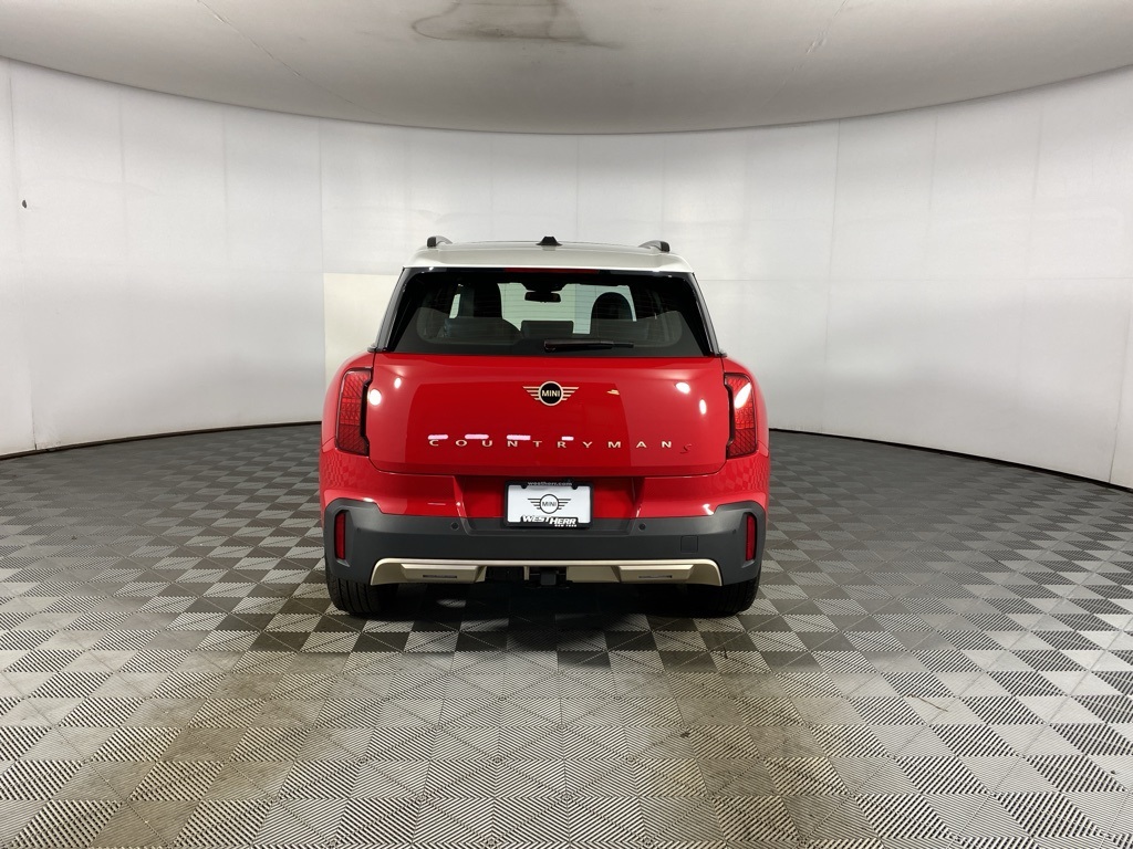 Vehicle image 6 of 28