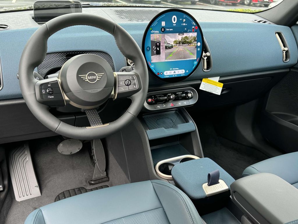Vehicle image 7 of 30