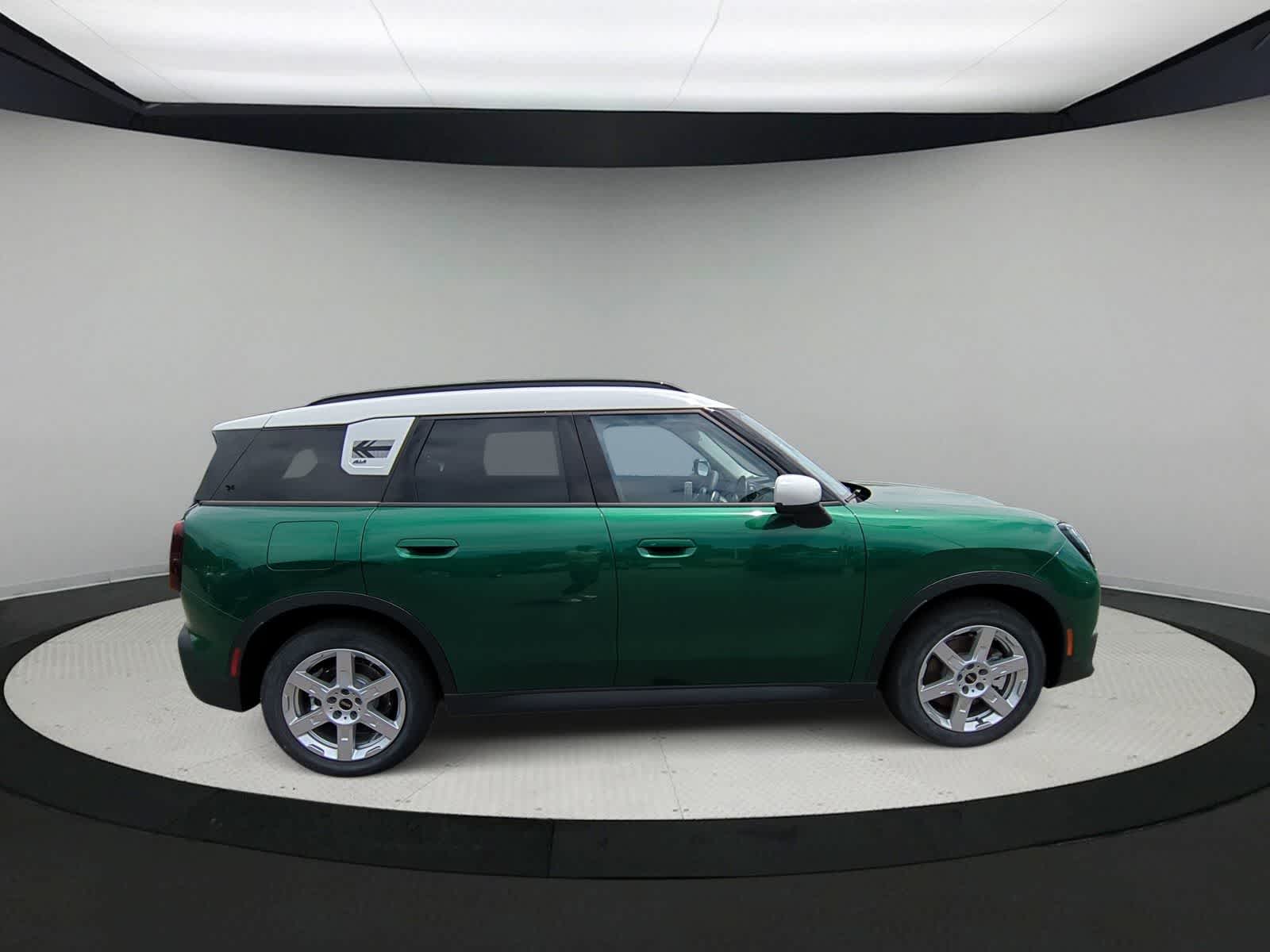 Vehicle image 5 of 36