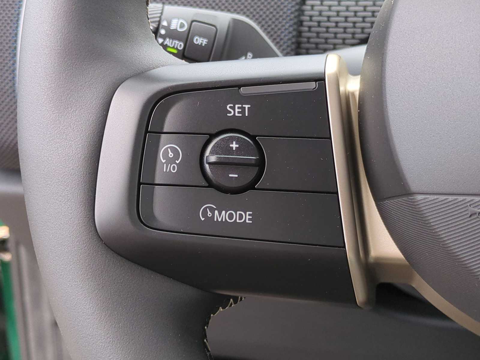 Vehicle image 24 of 36